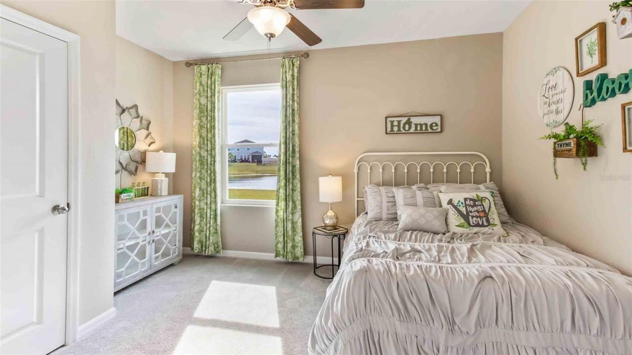 17935 Acorn Drop Road , Land O Lakes, FL 34638 Photo