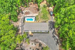 1207 Edmonds Way photo 4
