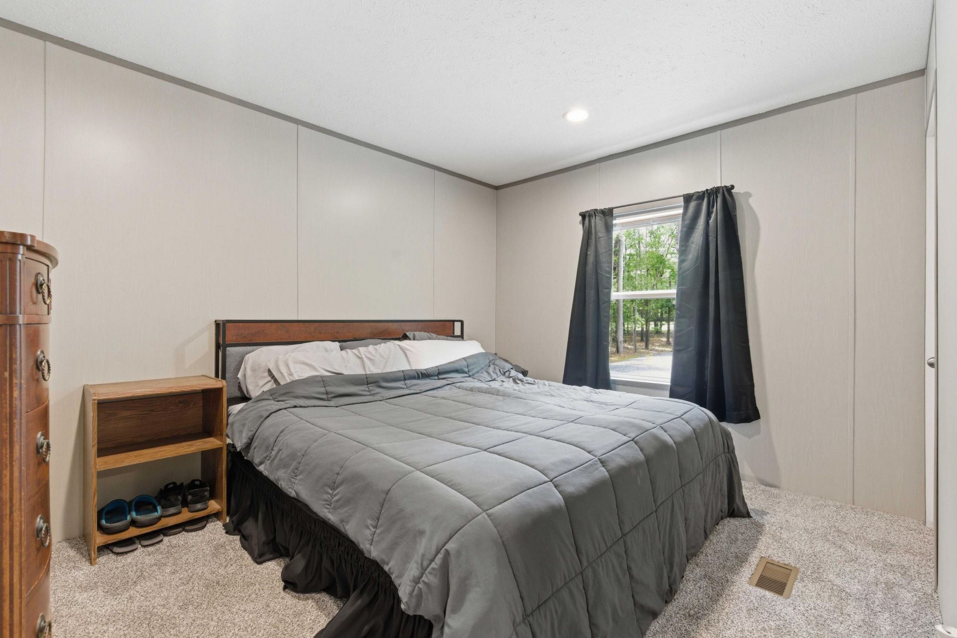 1207 Edmonds Way Photo 23