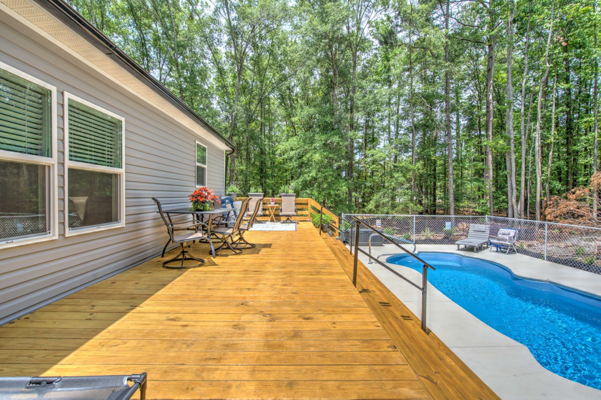 1207 Edmonds Way Photo 38