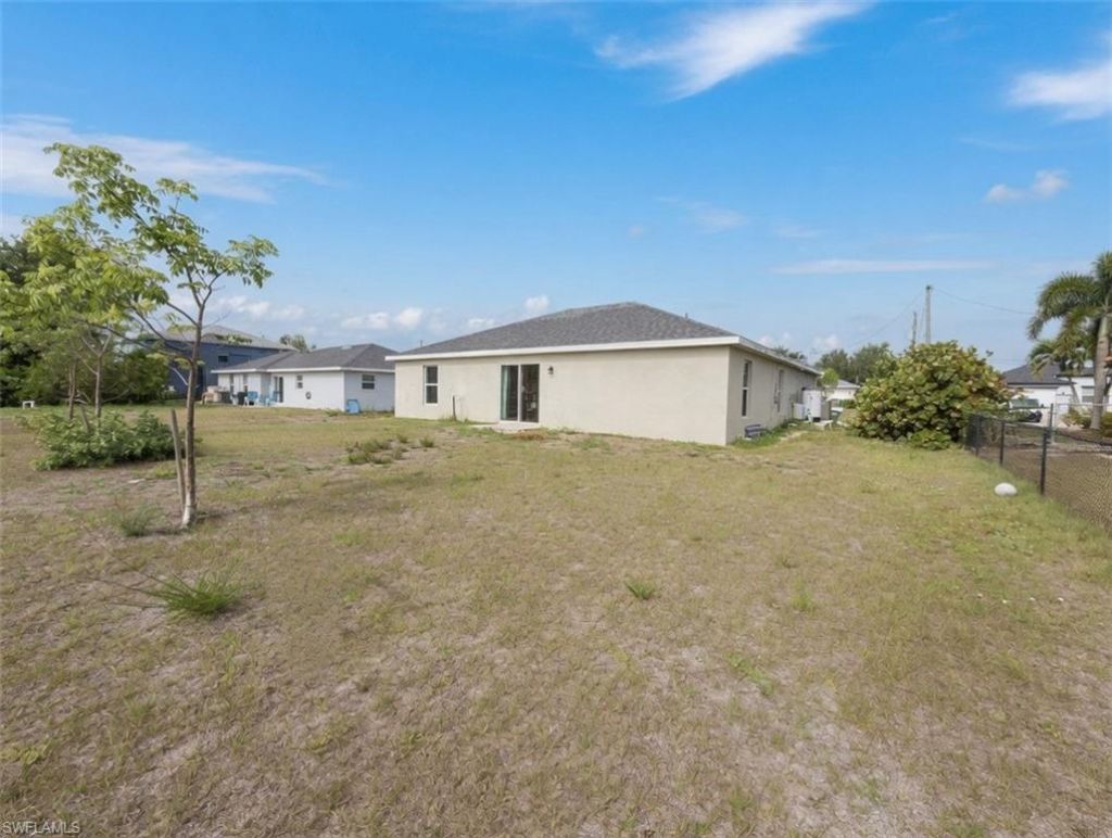 2207 NW 21st Ave , Cape Coral, FL 33993 Photo