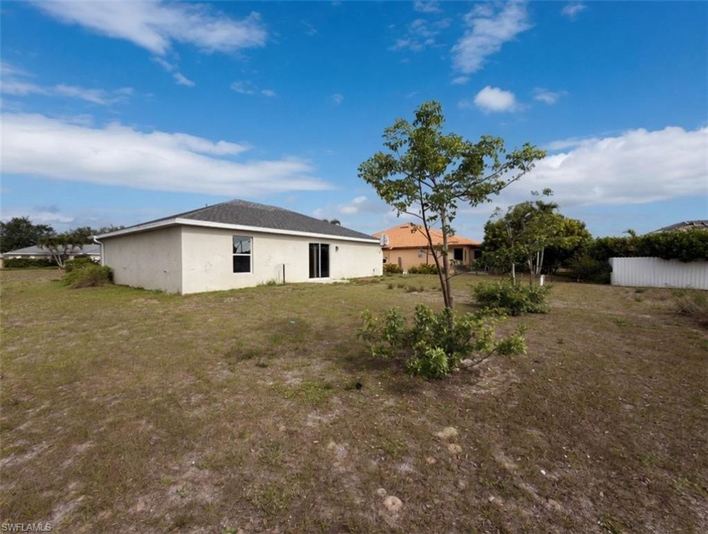 2207 NW 21st Ave , Cape Coral, FL 33993 Photo
