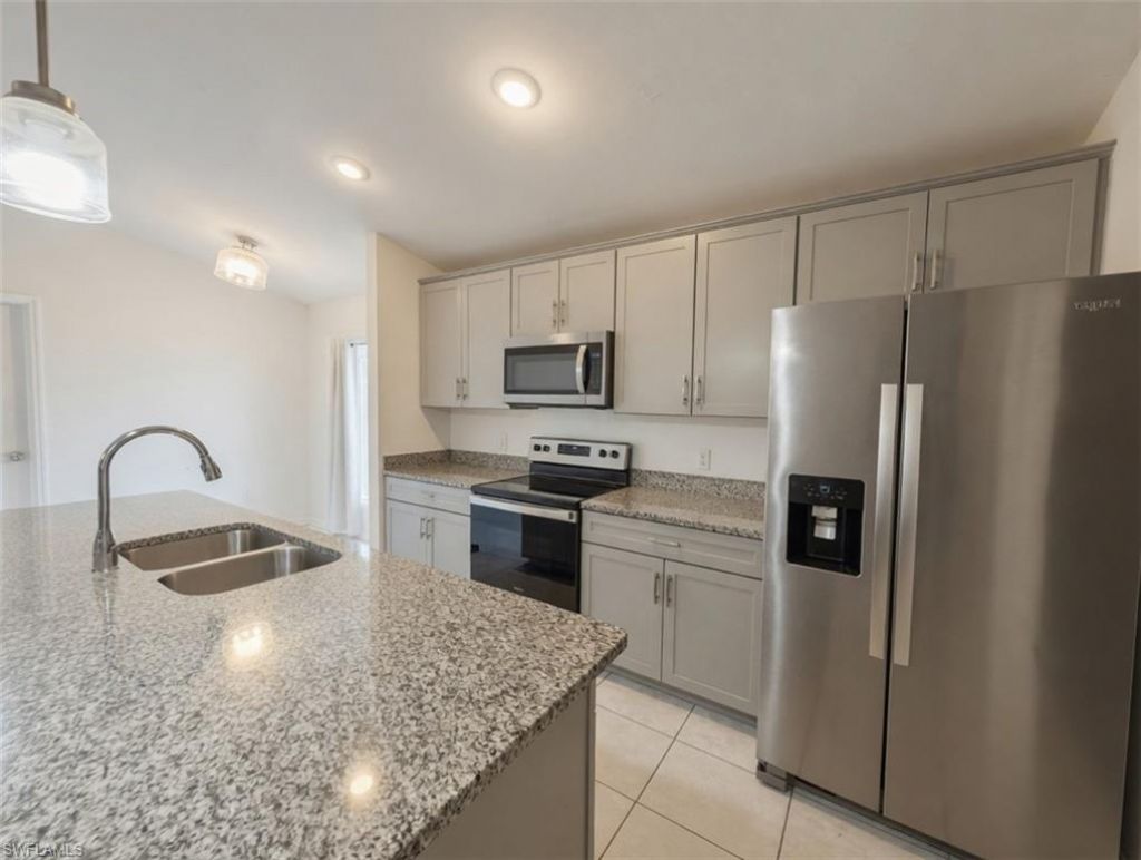 2207 NW 21st Ave , Cape Coral, FL 33993 Photo