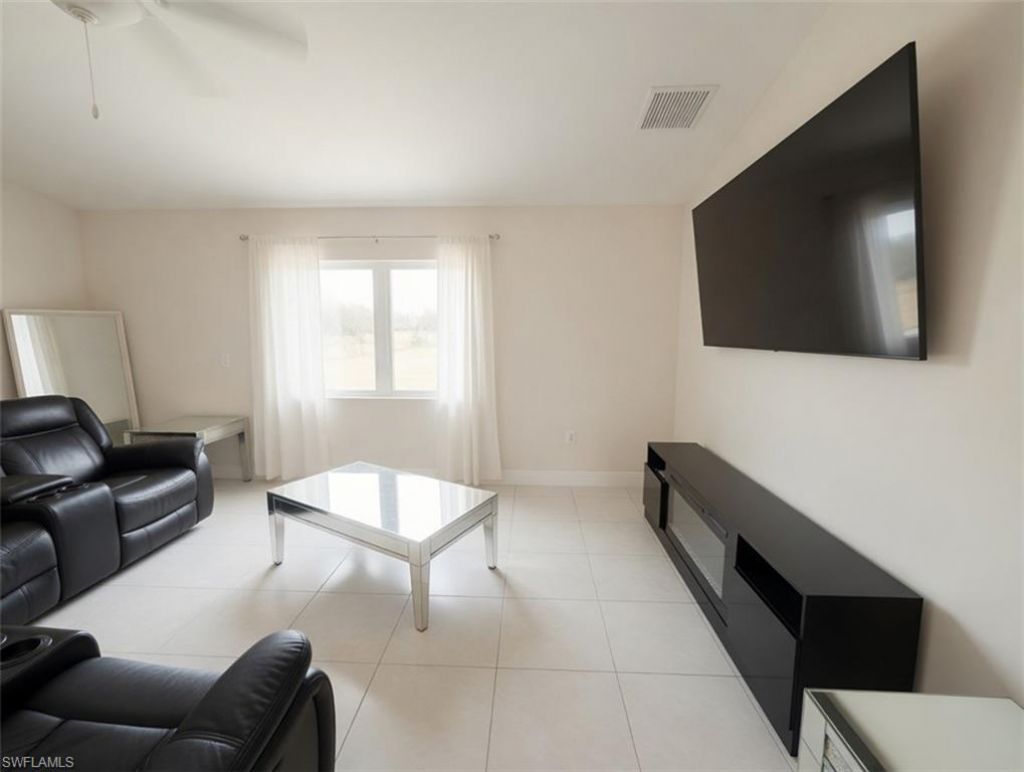 2207 NW 21st Ave , Cape Coral, FL 33993 Photo