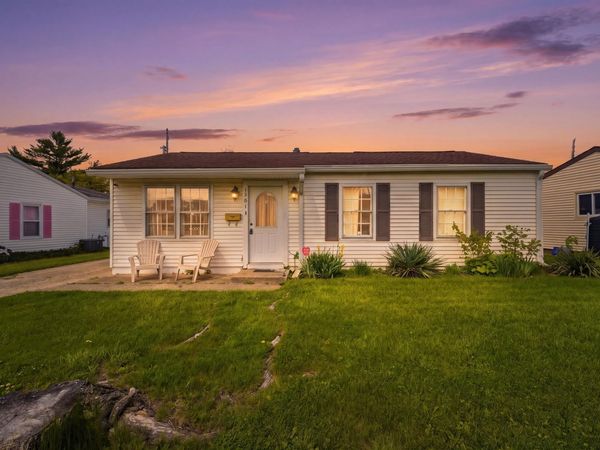 1301 Rochelle Drive, Lafayette, IN 47909