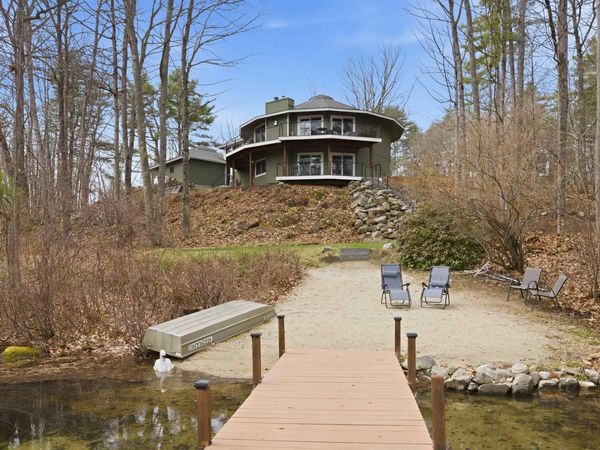 80 River Street, Wolfeboro, NH 03894