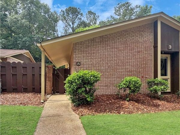3914 Watermelon Road, Unit 9A, Northport, AL 35473