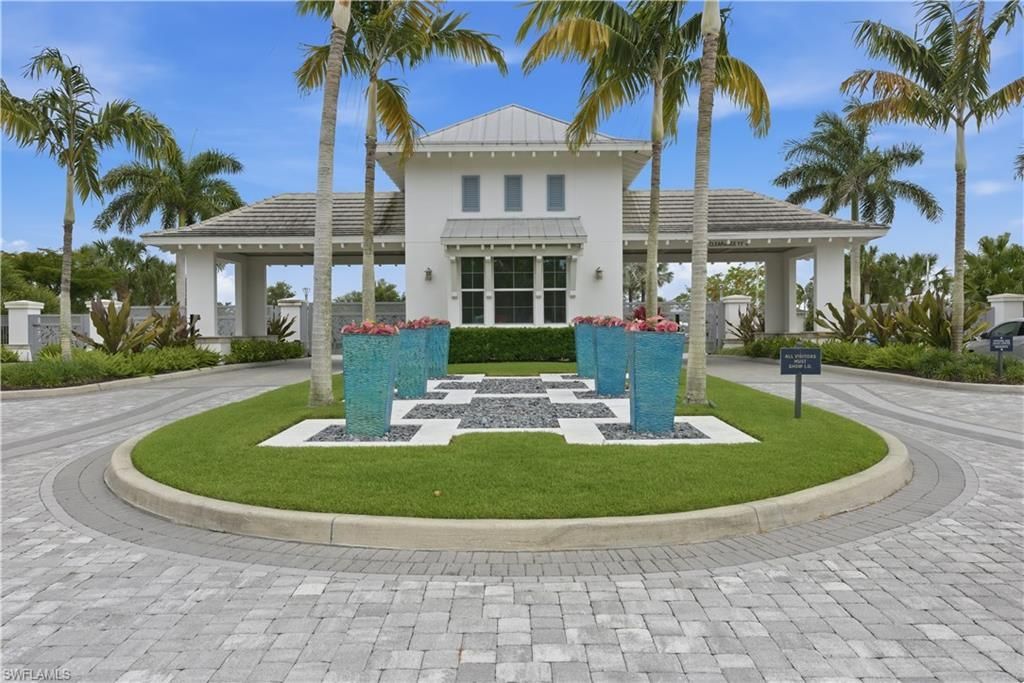 8947 Saint Lucia Dr , Naples, FL 34114 Photo