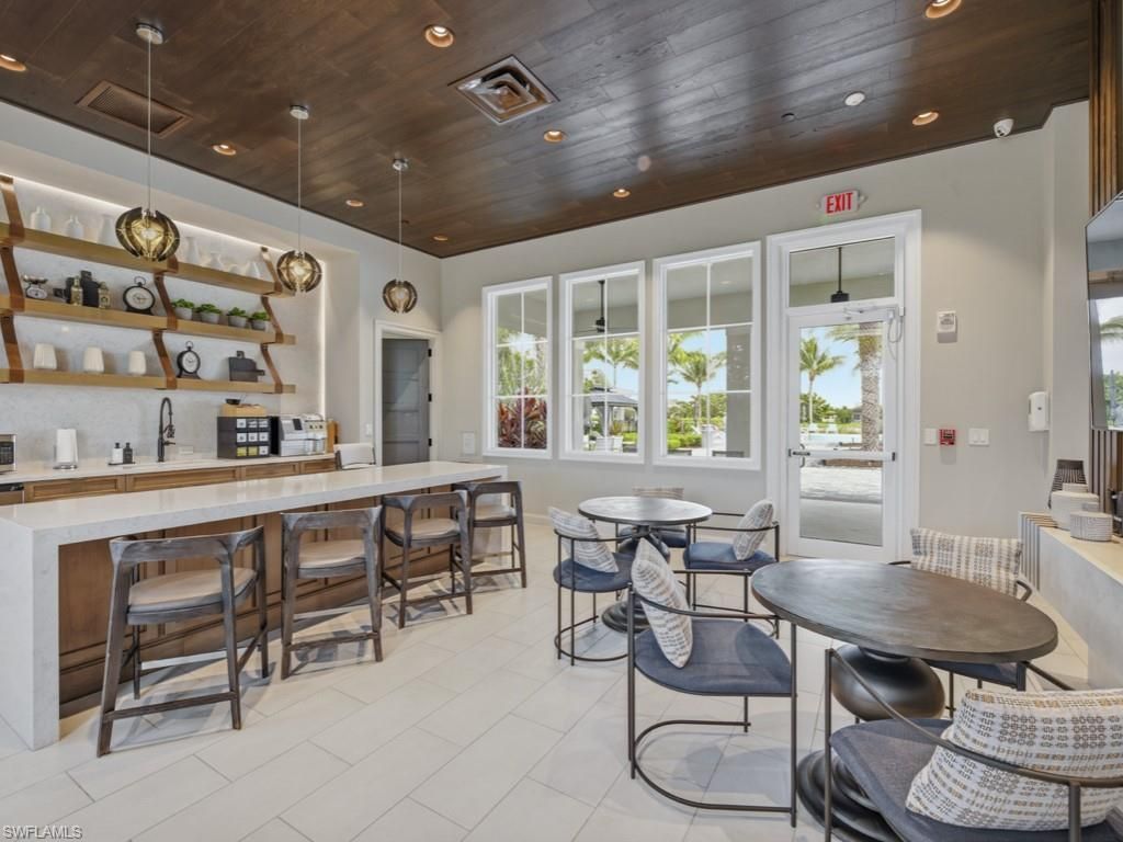 8947 Saint Lucia Dr , Naples, FL 34114 Photo