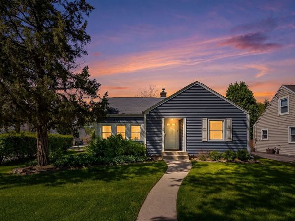 630 Wilson Street , Downers Grove, IL 60515