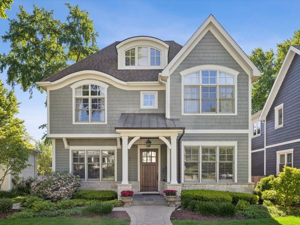7 S Quincy Street , Hinsdale, IL 60521