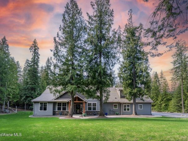 3102 W Mack LN, Rathdrum, ID 83858