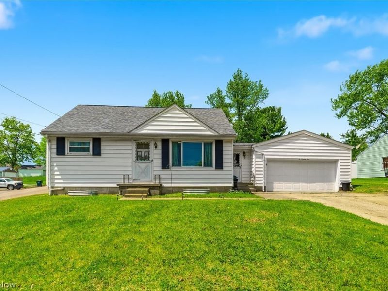 201 Menegay Road, Louisville, OH 44641 Photo 1