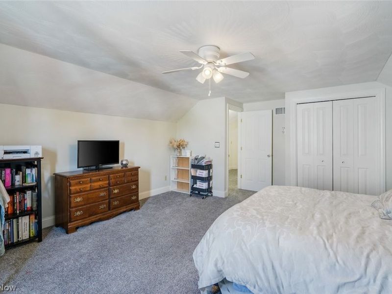 864 Mayfield Drive , Boardman, OH 44512 Photo 32