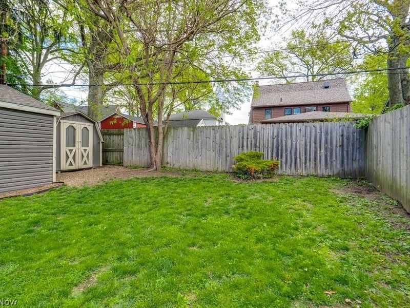 375 Roslyn Avenue, Akron, OH 44320 Photo 26