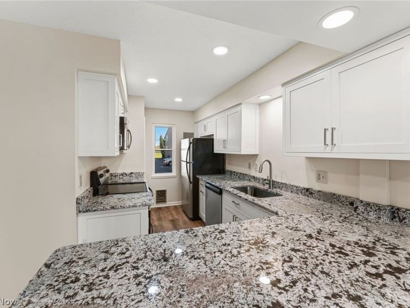 13011 W Lake Road, Vermilion, OH 44089 Photo 14