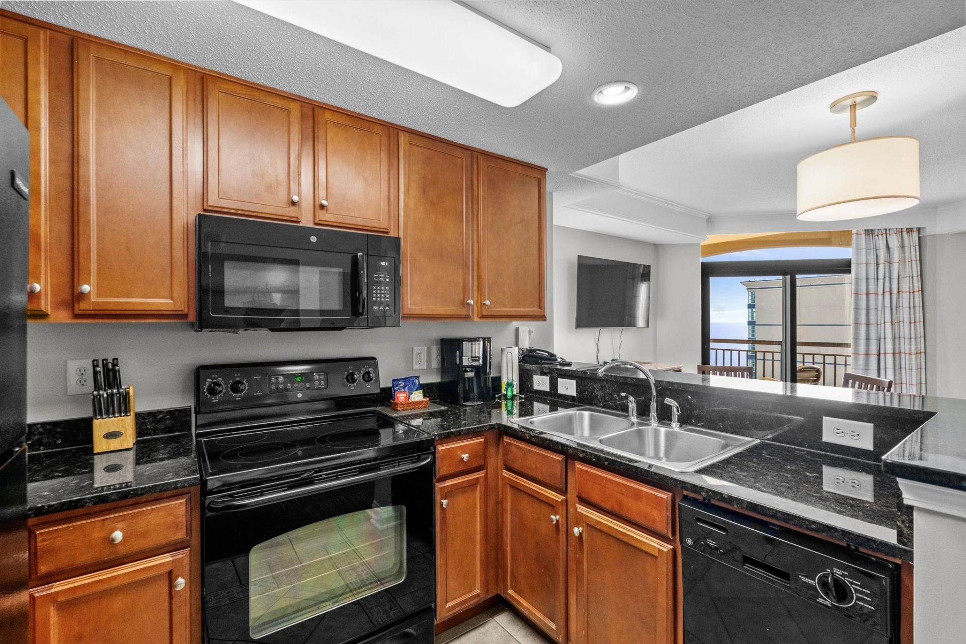 2600 N Ocean Blvd.  Photo 16