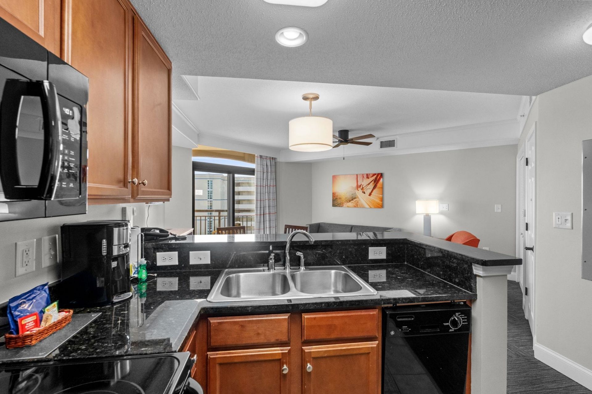 2600 N Ocean Blvd.  Photo 17