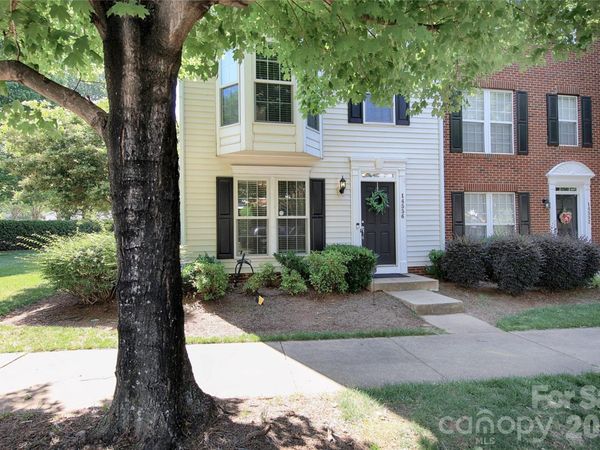 14556 Reese Boulevard, Huntersville, NC 28078