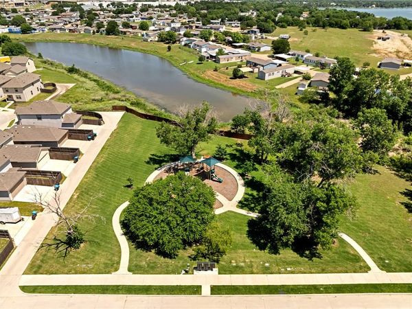 5528 Topwater Trail, Fort Worth, TX 76119