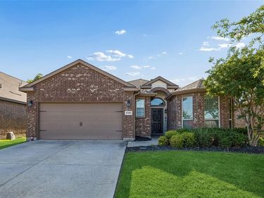 4704 Shagbark Drive , Denton, TX 76226