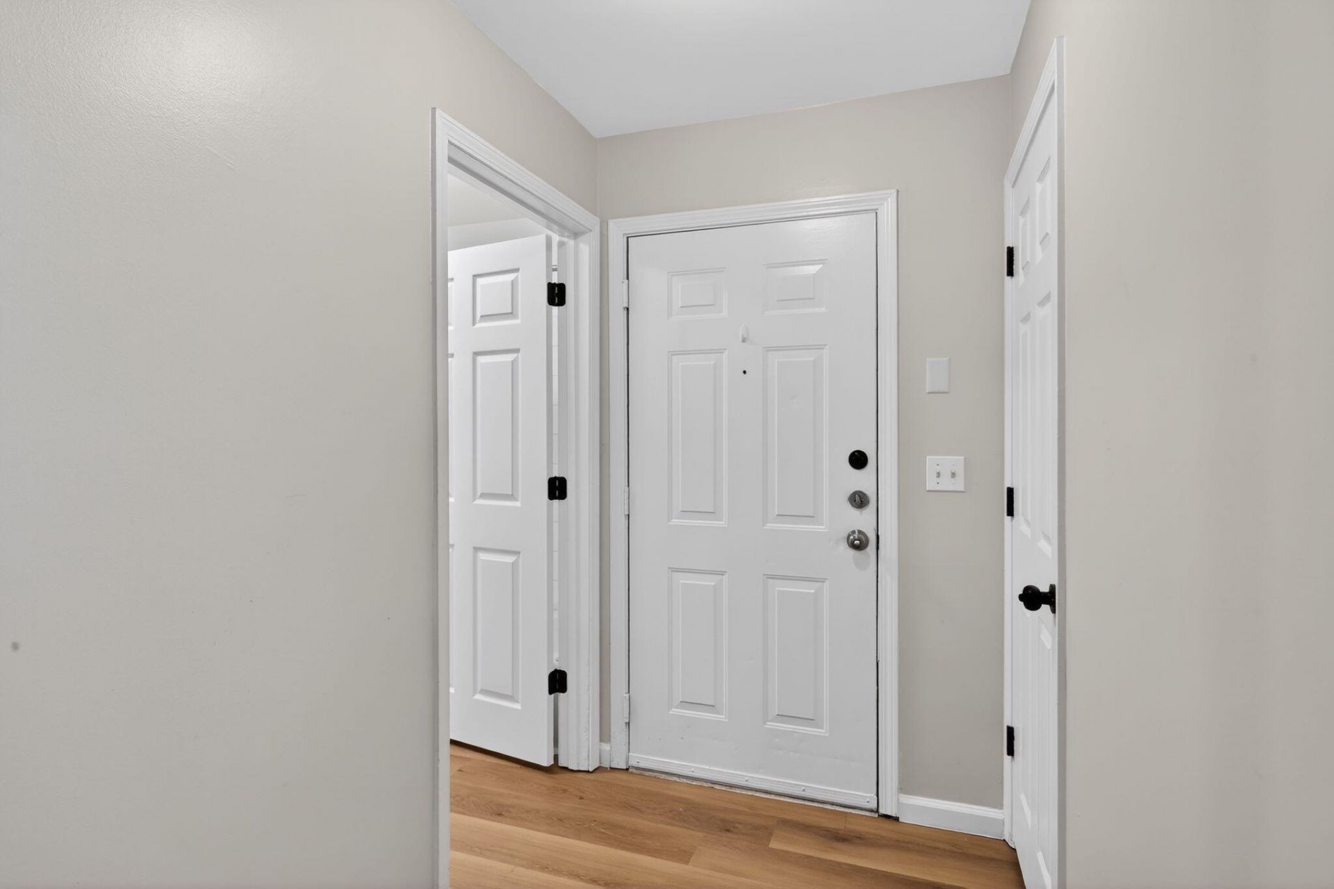 50 Pebble Beach Cove Photo 15