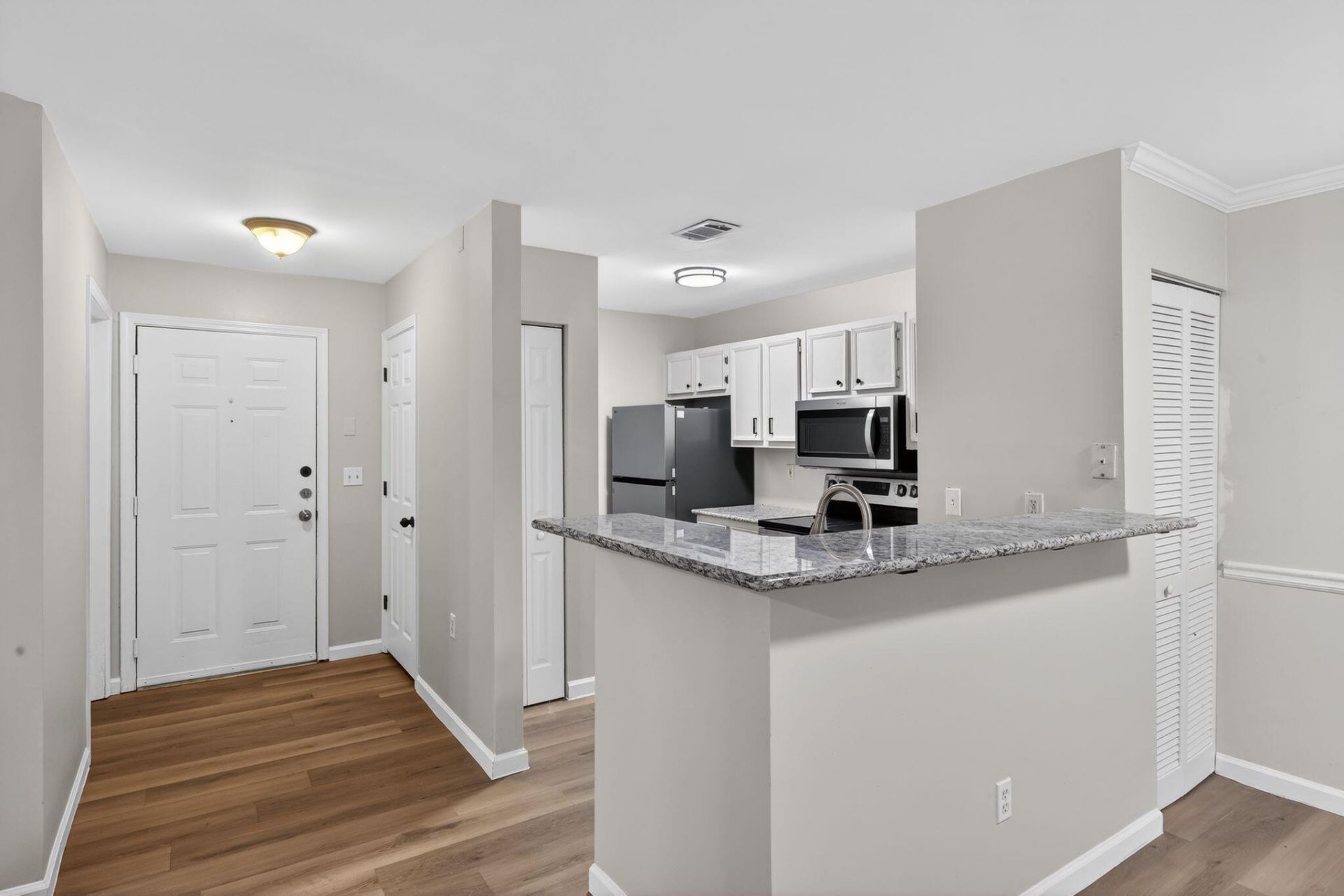 50 Pebble Beach Cove Photo 9
