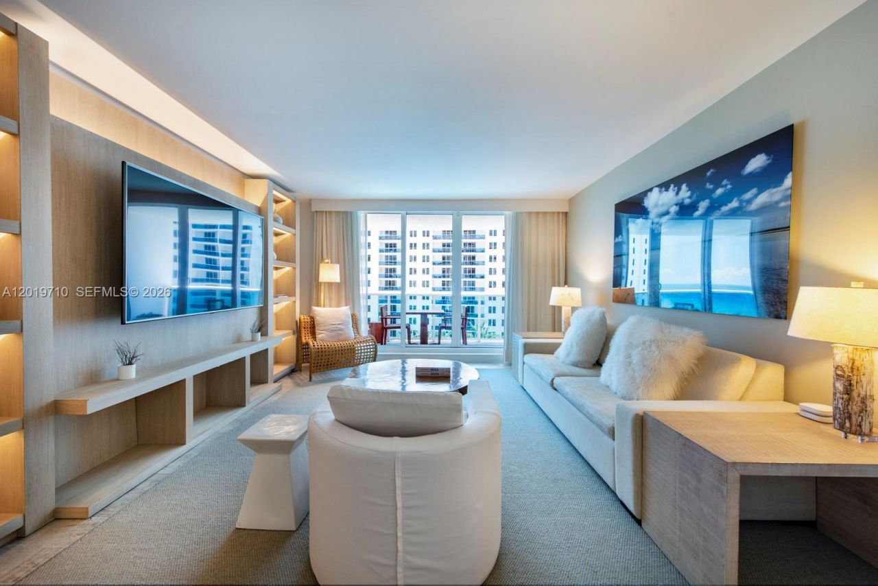102 24th St , Unit 1012, Miami Beach, FL 33139 Photo