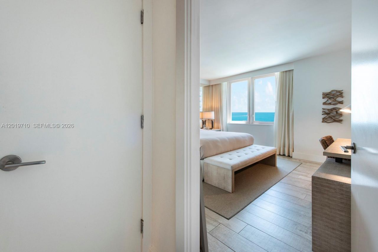 102 24th St , Unit 1012, Miami Beach, FL 33139 Photo