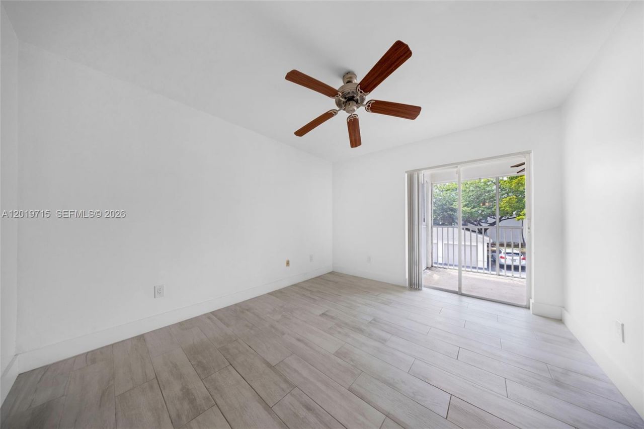 5760 Rock Island Rd , Unit 321, Tamarac, FL 33319 Photo