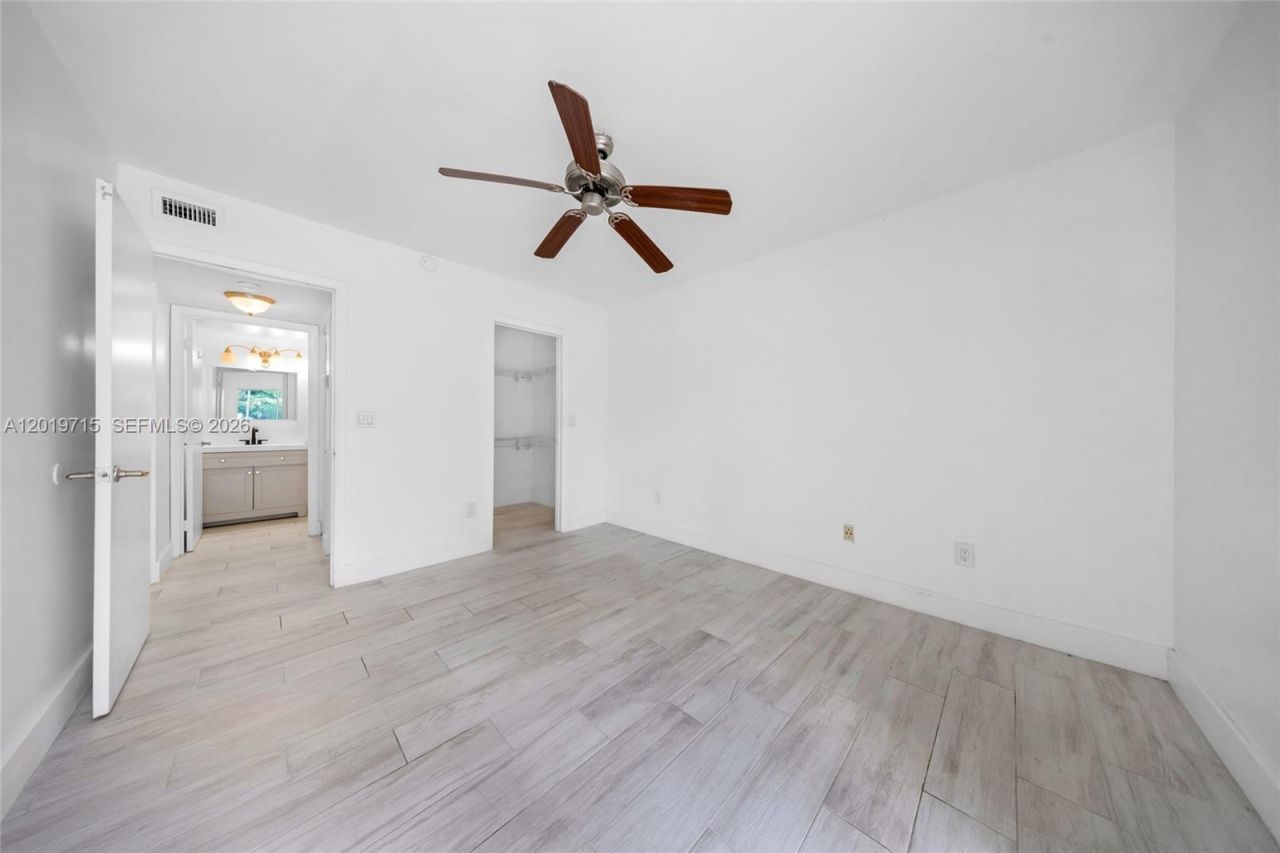 5760 Rock Island Rd , Unit 321, Tamarac, FL 33319 Photo