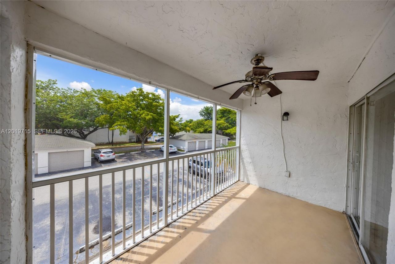 5760 Rock Island Rd , Unit 321, Tamarac, FL 33319 Photo