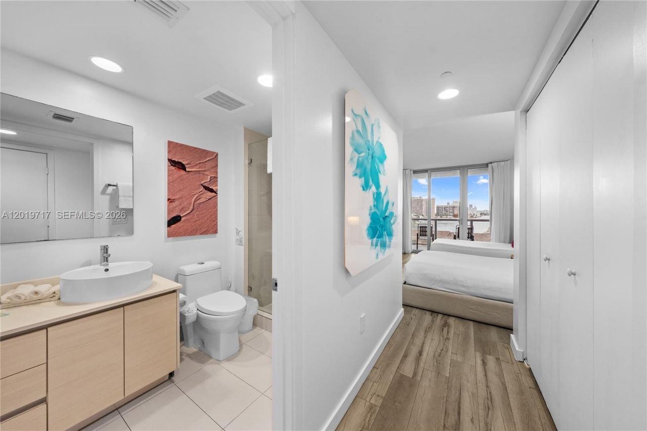 2602 E Hallandale Beach Blvd, Unit R703, Hallandale Beach, FL 33009 Photo