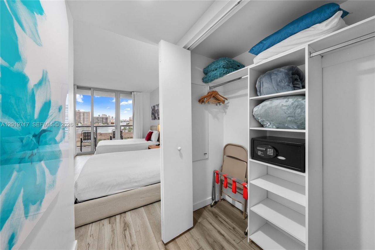 2602 E Hallandale Beach Blvd, Unit R703, Hallandale Beach, FL 33009 Photo