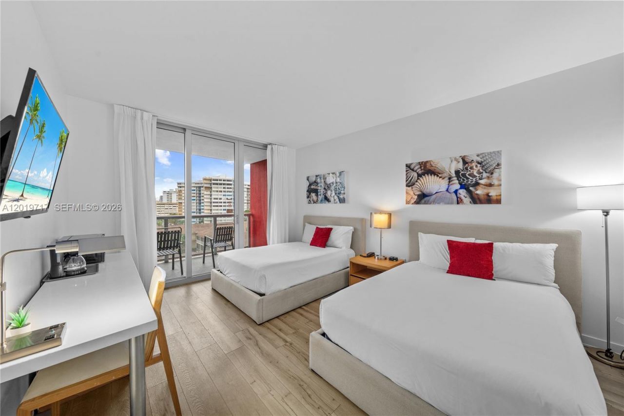2602 E Hallandale Beach Blvd, Unit R703, Hallandale Beach, FL 33009 Photo