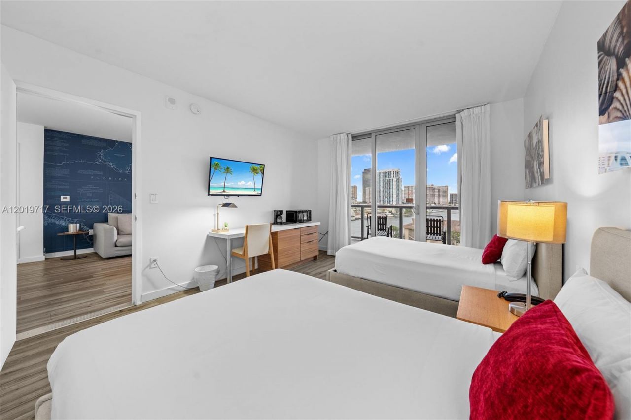 2602 E Hallandale Beach Blvd, Unit R703, Hallandale Beach, FL 33009 Photo
