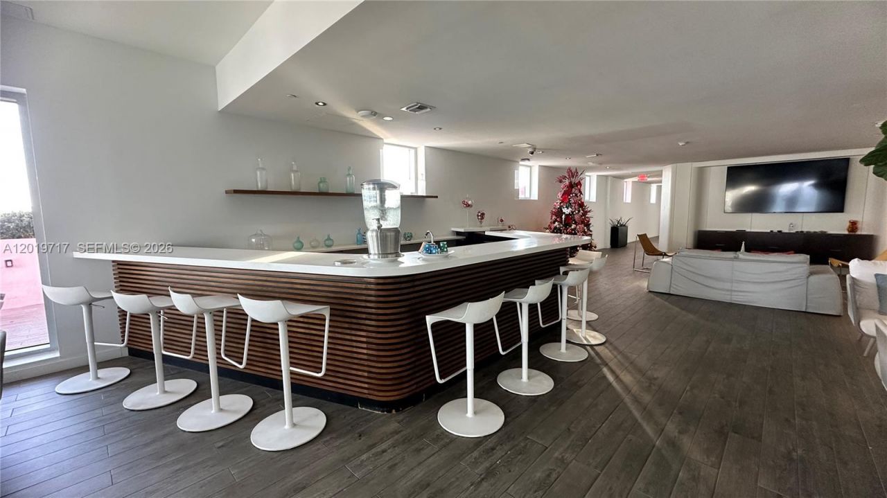 2602 E Hallandale Beach Blvd, Unit R703, Hallandale Beach, FL 33009 Photo