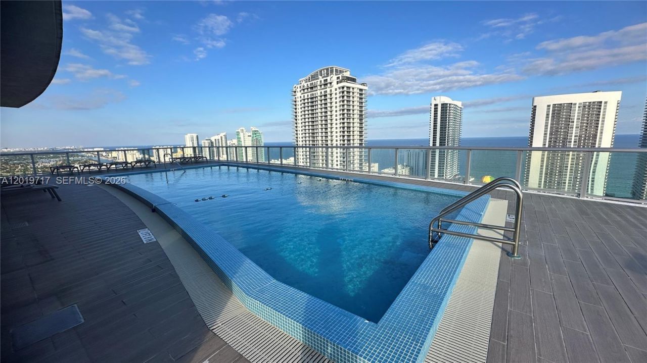 2602 E Hallandale Beach Blvd, Unit R703, Hallandale Beach, FL 33009 Photo