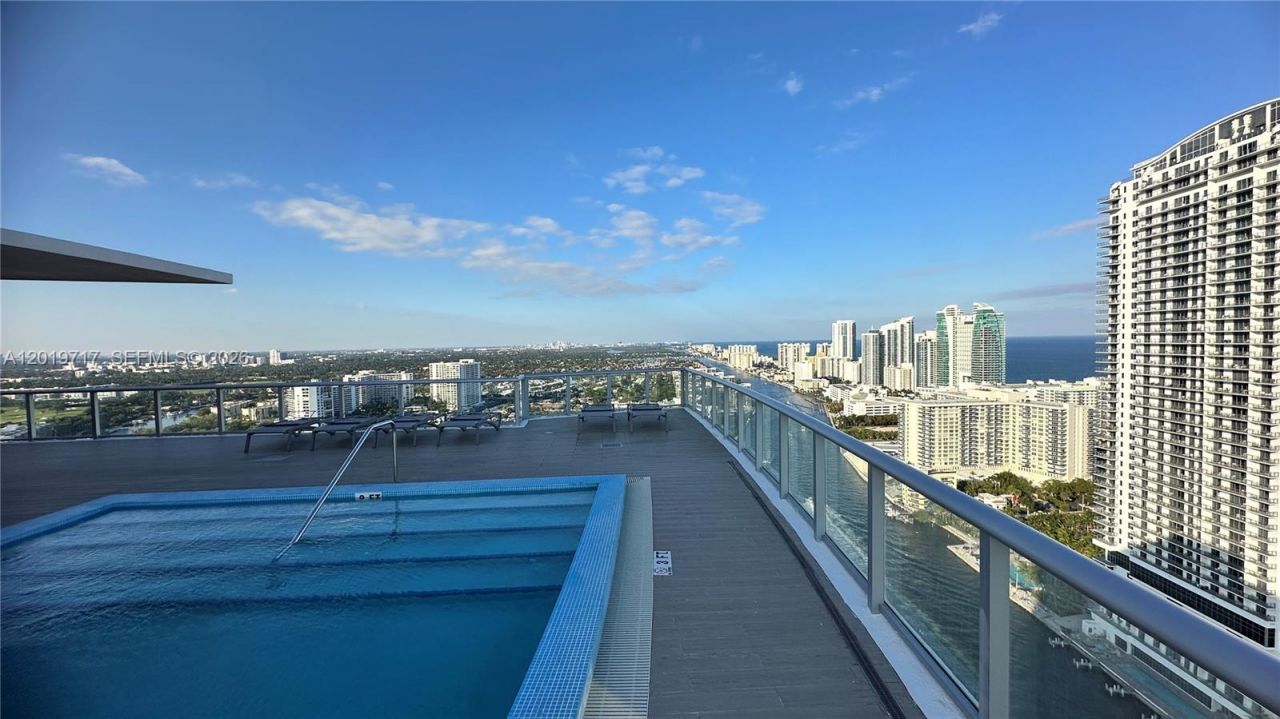 2602 E Hallandale Beach Blvd, Unit R703, Hallandale Beach, FL 33009 Photo