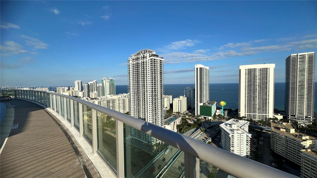 2602 E Hallandale Beach Blvd, Unit R703, Hallandale Beach, FL 33009 Photo