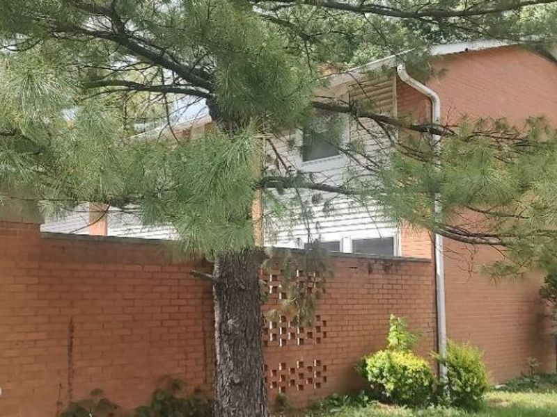 5459 Rockwood Court , Unit R24, Columbus, OH 43229 Photo 12