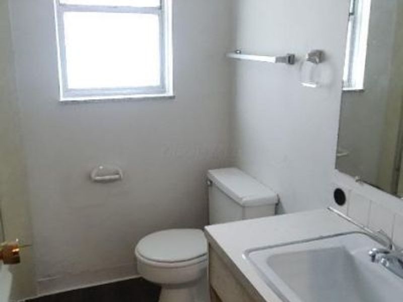 5459 Rockwood Court , Unit R24, Columbus, OH 43229 Photo 5
