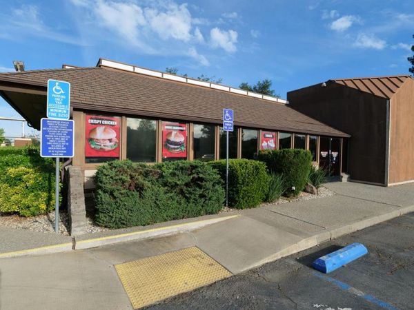 4210 Rocklin Rd, Rocklin, CA 95677