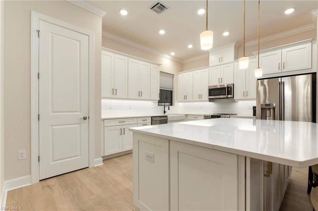 15328 Lucerna St , Unit 202, Naples, FL 34114 Photo