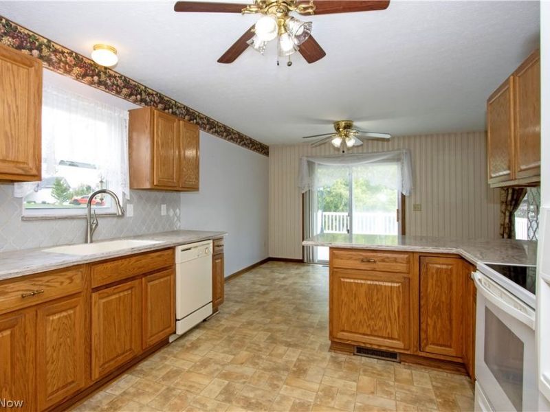4937 Pine Ridge Drive , Wooster, OH 44691 Photo 7