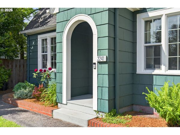 2241 SE 92ND AVE, Portland, OR 97216