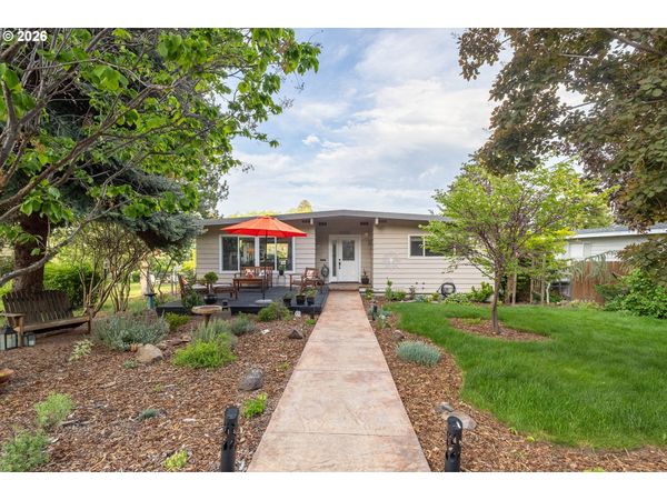 1205 ASPEN DR, La Grande, OR 97850