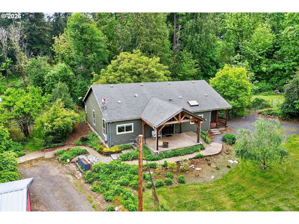 5714 CROOKED FINGER RD, Scotts Mills, OR 97375