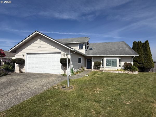 500 VELOPA CT, Brookings, OR 97415