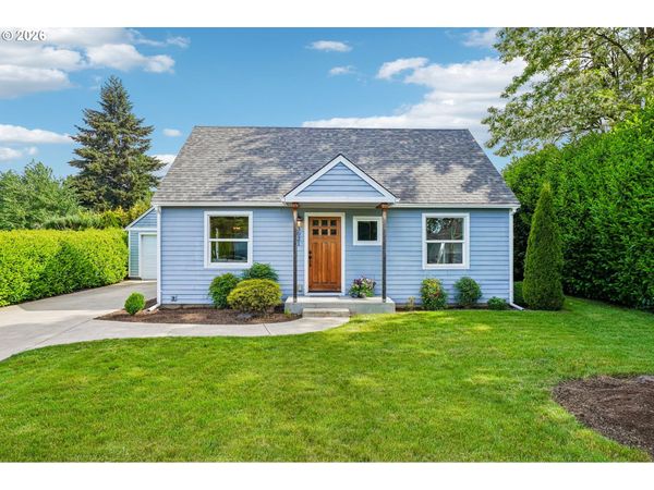 3021 SE 3RD AVE, Camas, WA 98607